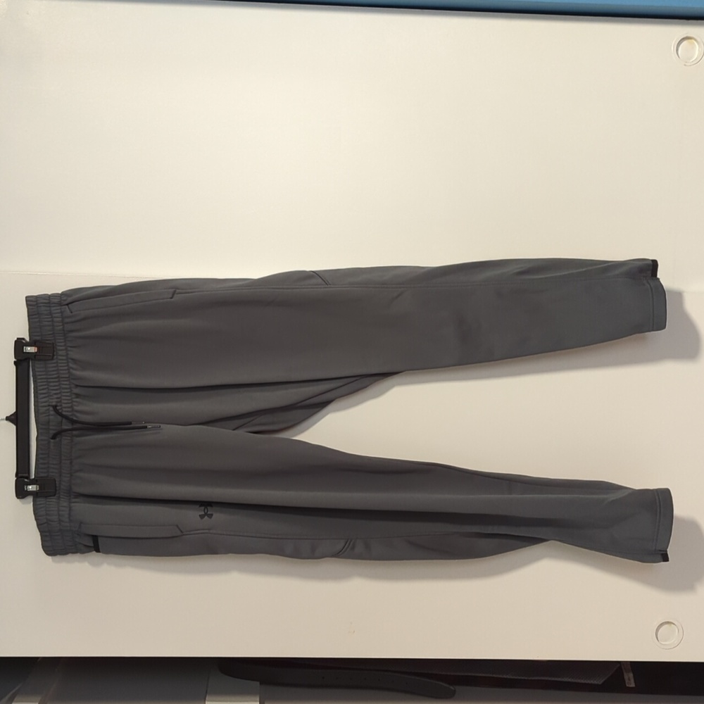 Under Armour Men's Armour Fleece Tapered Athletic Pants, Gray, Size XL